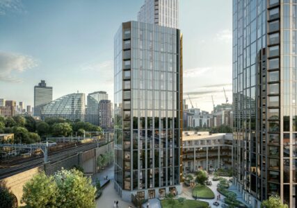 Victoria Riverside, Manchester tkpg