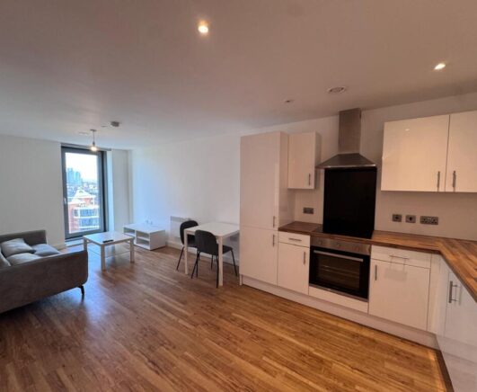 Living/Kitchen