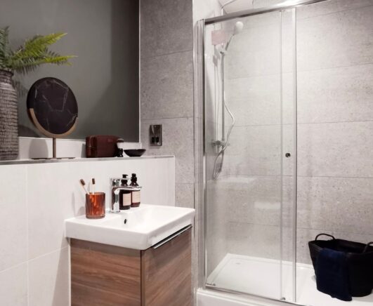 Fountain Court Birmingham bathroom TKPG